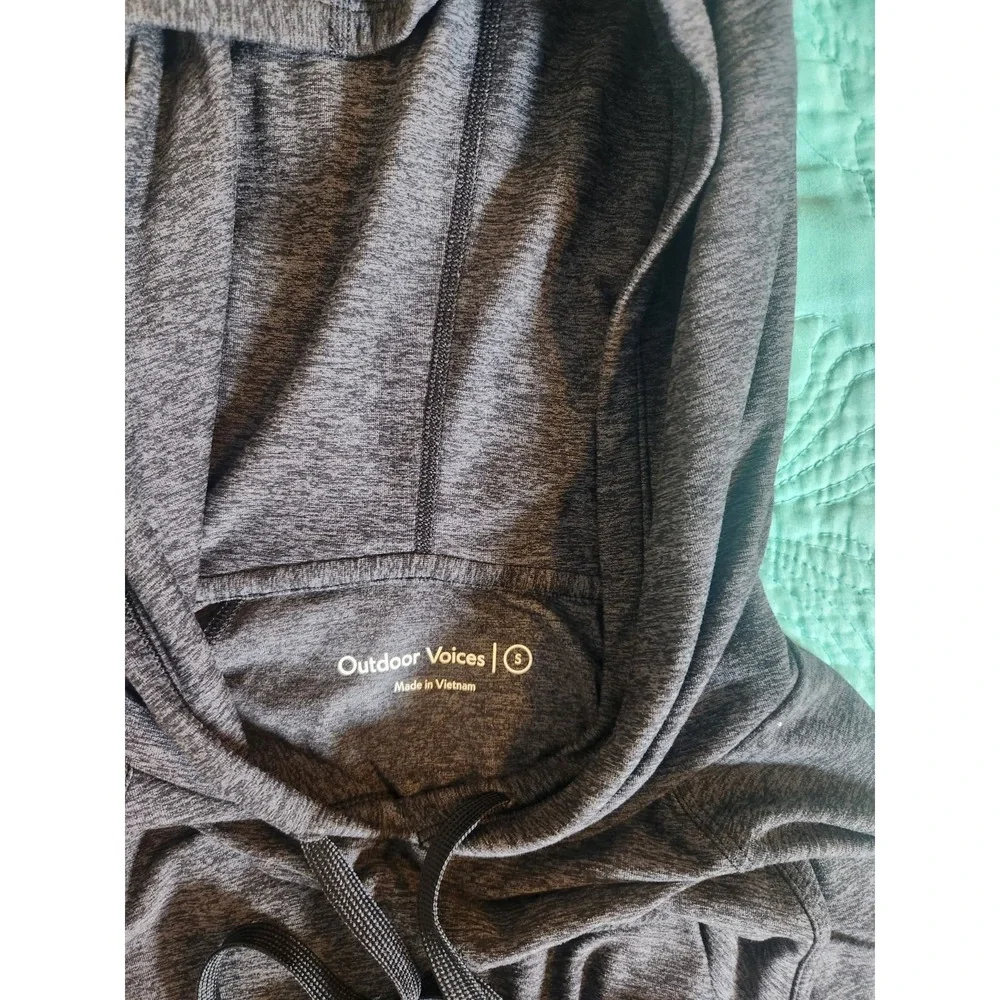 Outdoor‎ Voices CloudKnit Hoodie Charcoal Gray Heathered Pullover Small